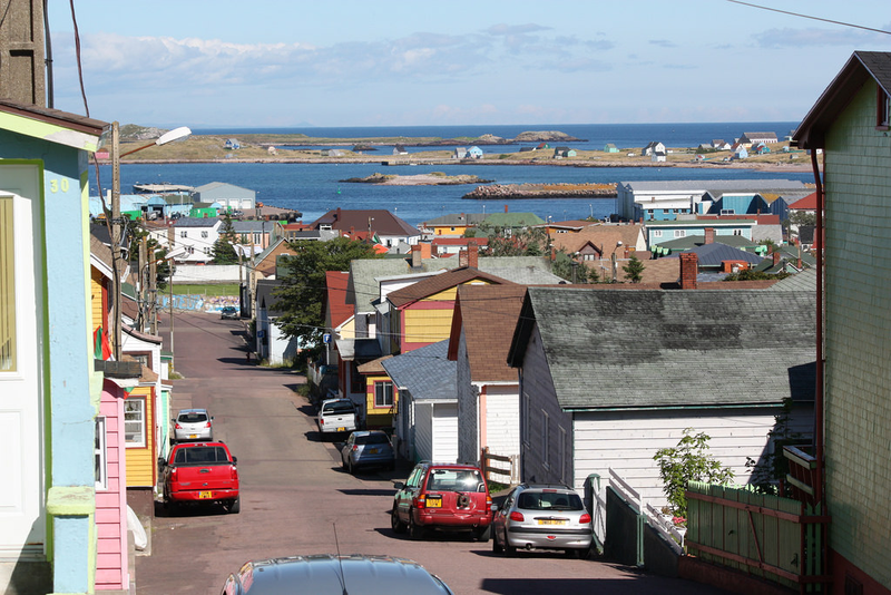 Illustration for article titled More pics of cars from St. Pierre & Miquelon